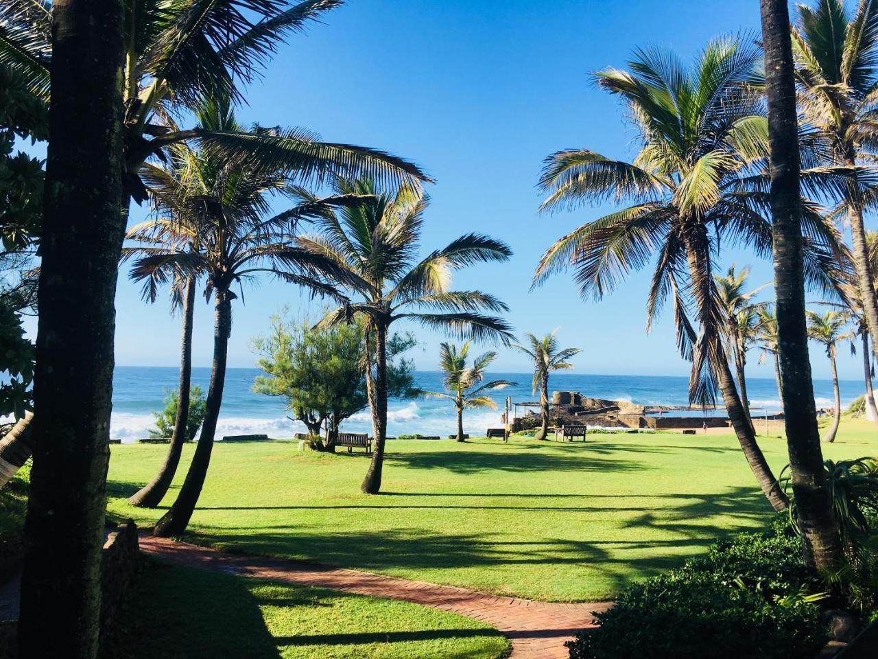 Salt Rock Hotel And Beach Resort Ballito Exterior photo